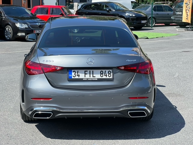 Mercedes / C 200 AMG