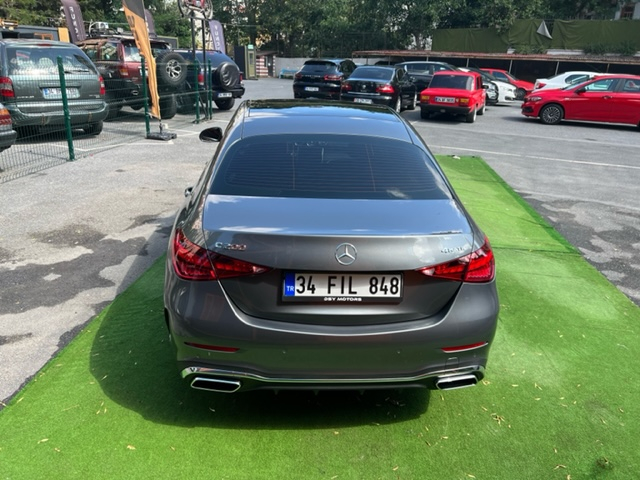 Mercedes / C 200 AMG