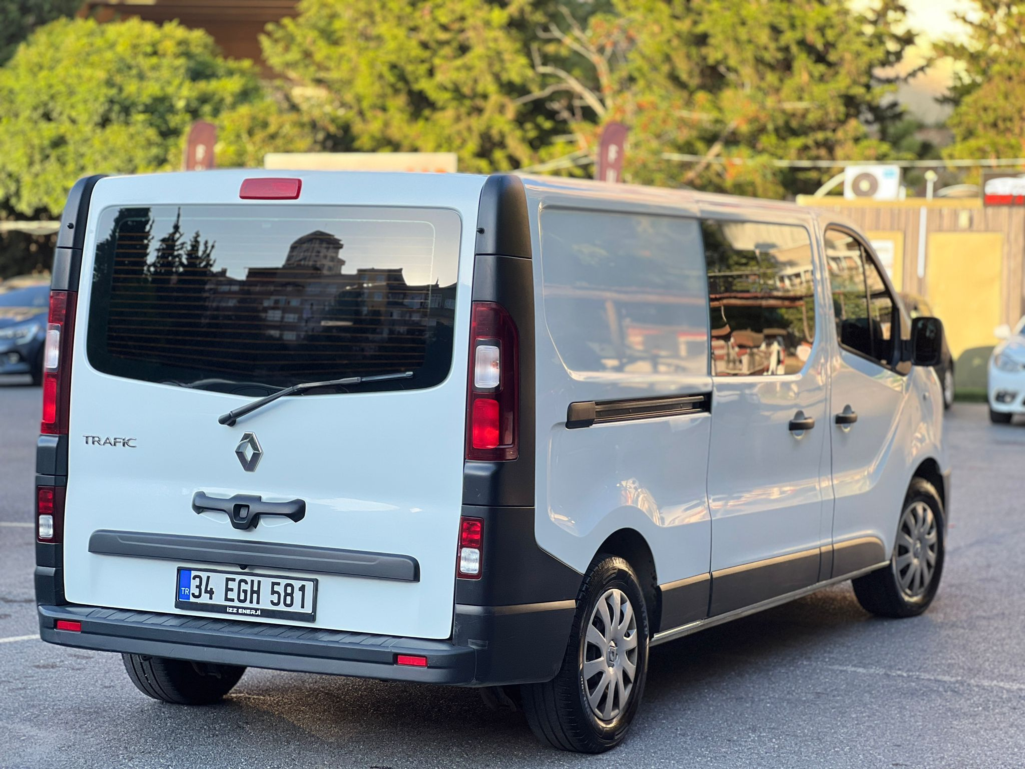 Renault /  2.0 BlueDCi Grand C..